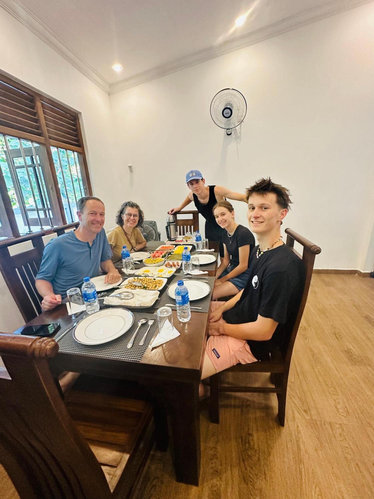 Residence Inn Udawalawe Ngoại thất bức ảnh